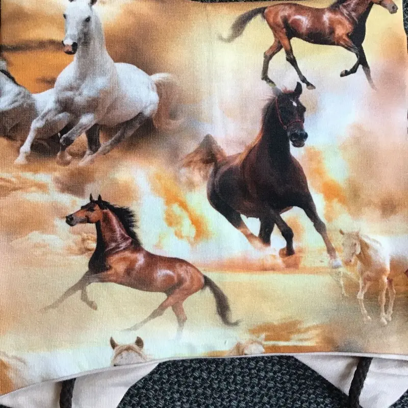 Knyttelue hest brun