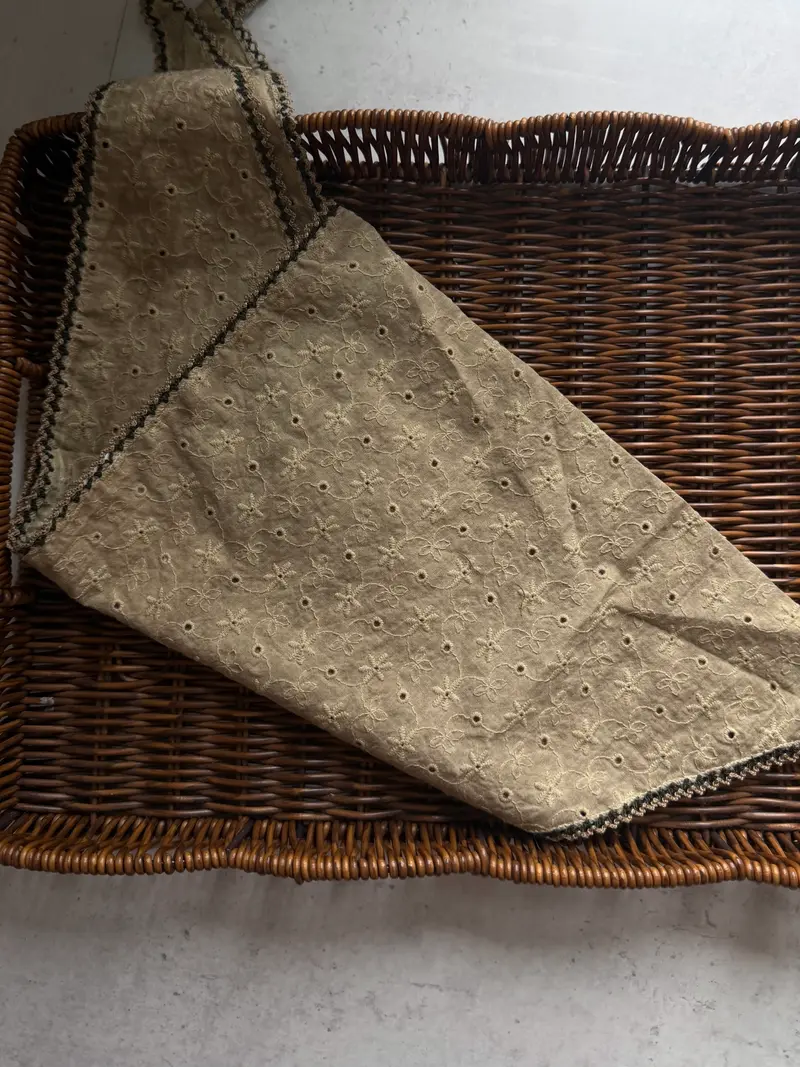 Madeleine Scarf - Chestnut