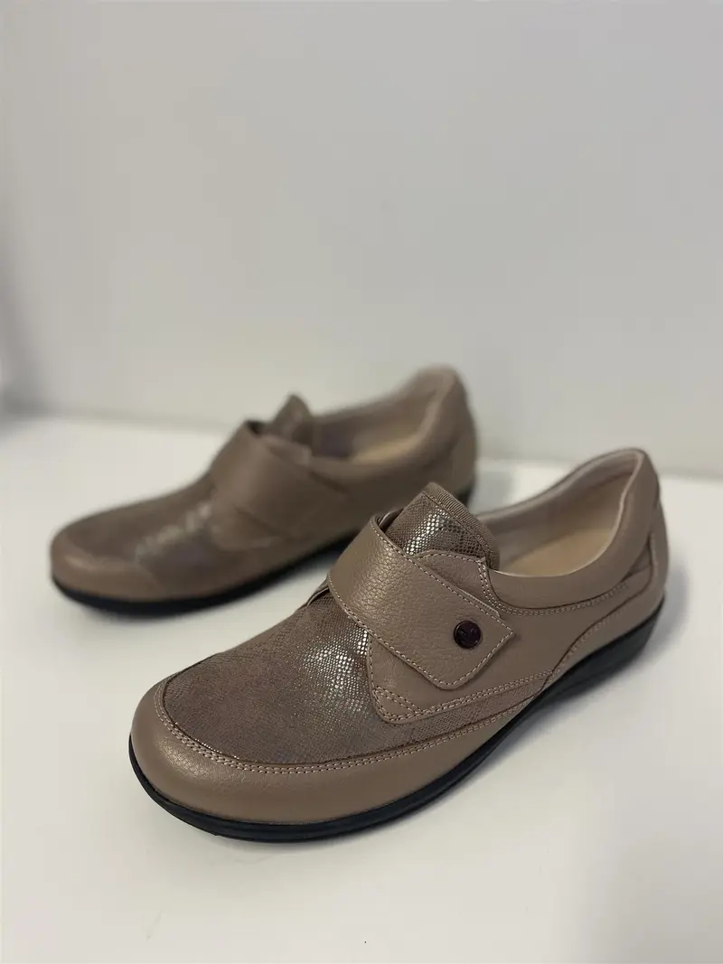 Sneakers med Borrelås Beige